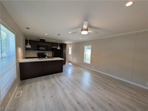 205 Greembriar Drive Elyria OH 44035
