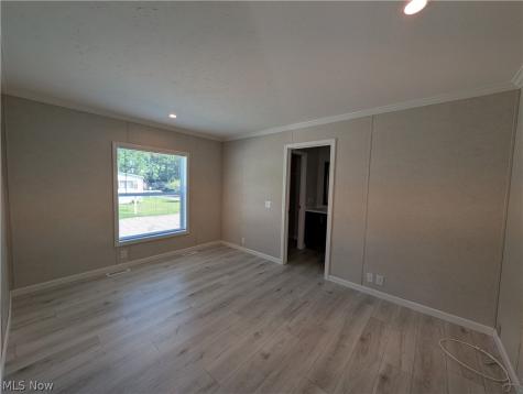 205 Greembriar Drive Elyria OH 44035