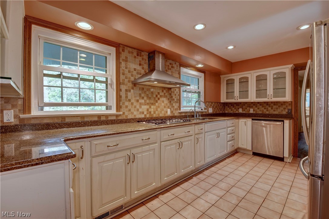 186 S Main Street Hudson OH 44236
