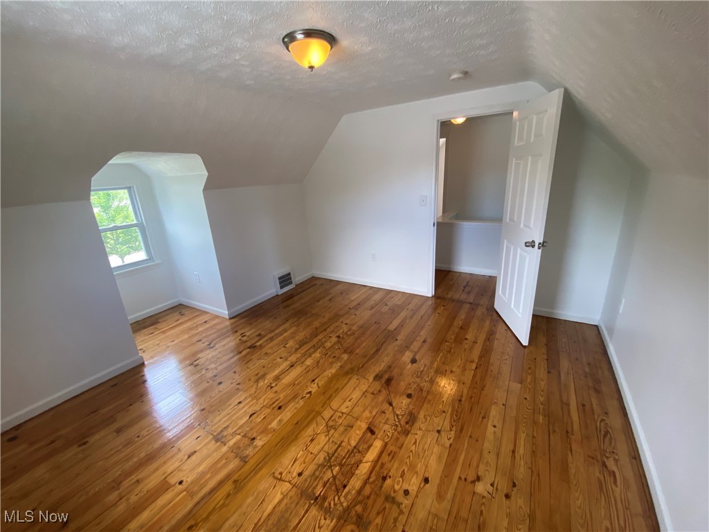 854 E 258th Street Euclid OH 44132