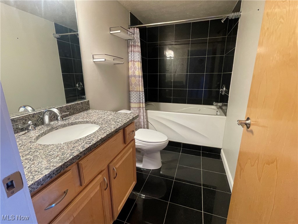 2222 Detroit Avenue Cleveland OH 44113