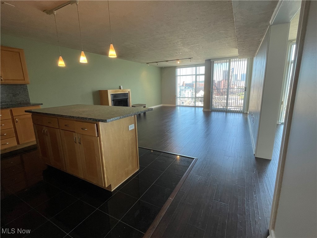 2222 Detroit Avenue Cleveland OH 44113