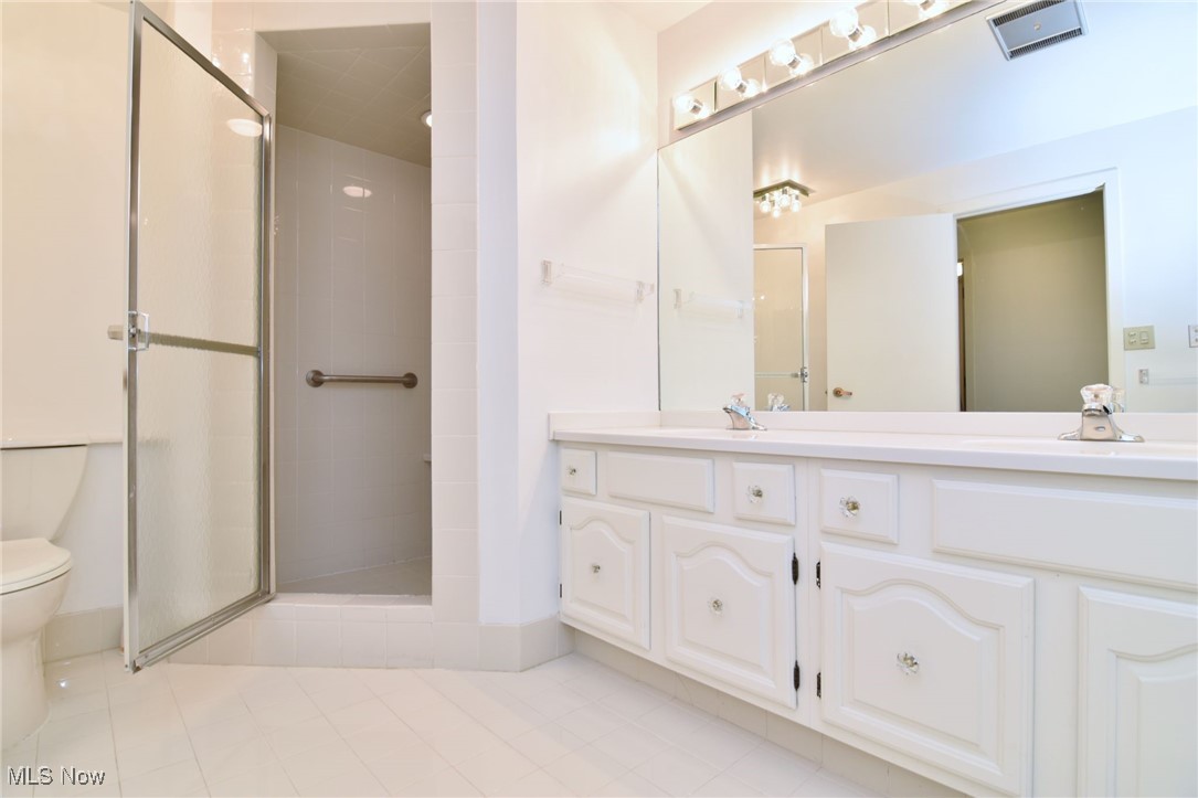 3330 Warrensville Center Road Shaker Heights OH 44122