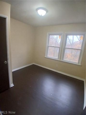21 Zents Avenue Youngstown OH 44505
