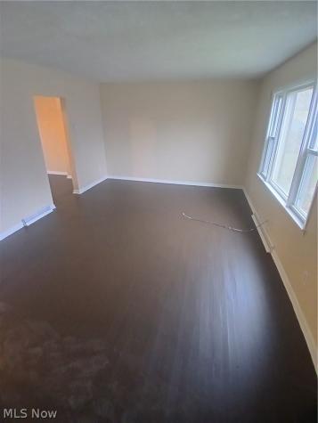 21 Zents Avenue Youngstown OH 44505