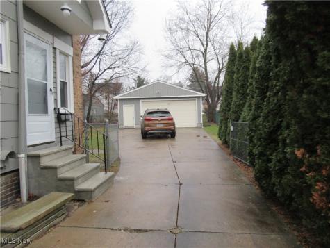 1343 Churchill Road Lyndhurst OH 44124