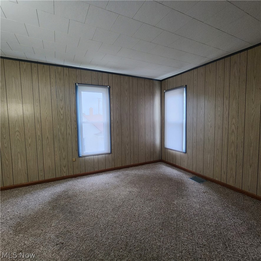 141 Highland Avenue Cambridge OH 43725