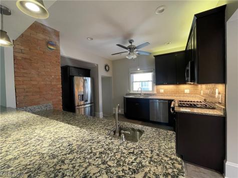 1457 W 116th Street Cleveland OH 44102