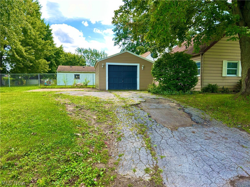 181 N Beverly Avenue Austintown OH 44515