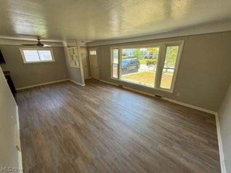 37317 Park Avenue Willoughby OH 44094