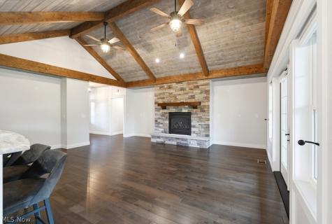 33355 Detroit Road Avon OH 44011