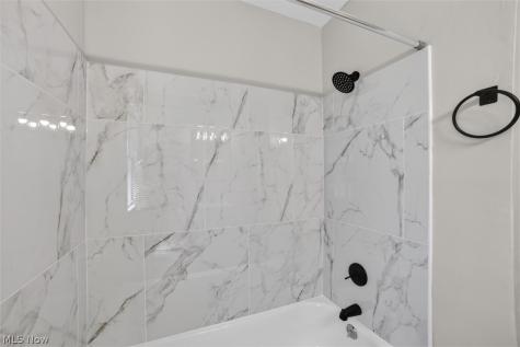 13776 Shady Oak Boulevard Garfield Heights OH 44125