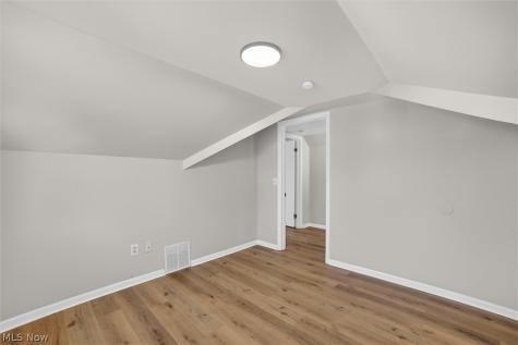 13776 Shady Oak Boulevard Garfield Heights OH 44125