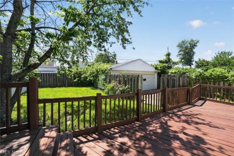 13776 Shady Oak Boulevard Garfield Heights OH 44125