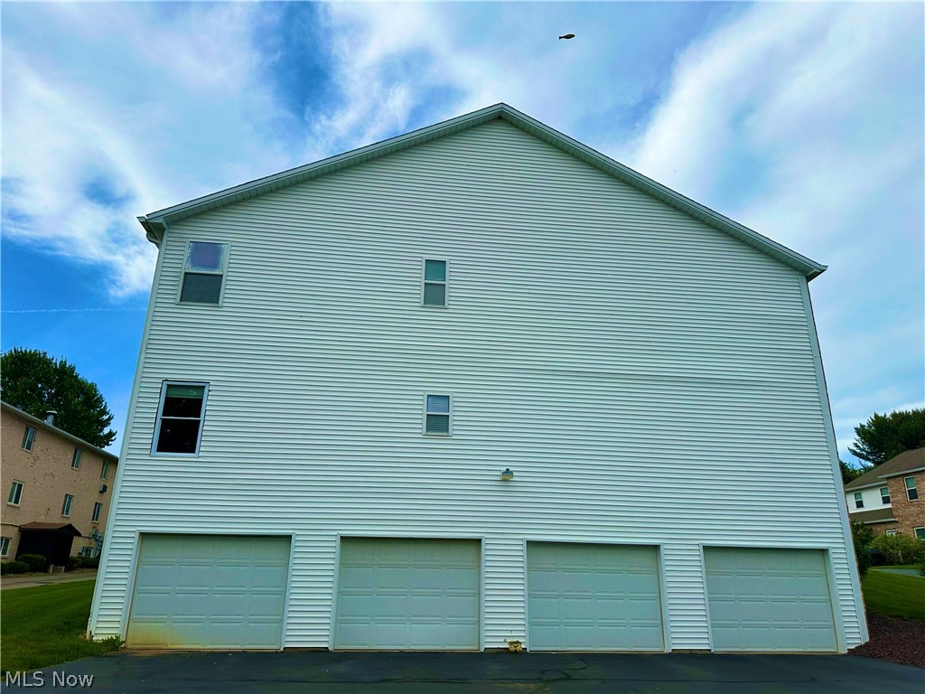 3649 Indian Run Drive Canfield OH 44406