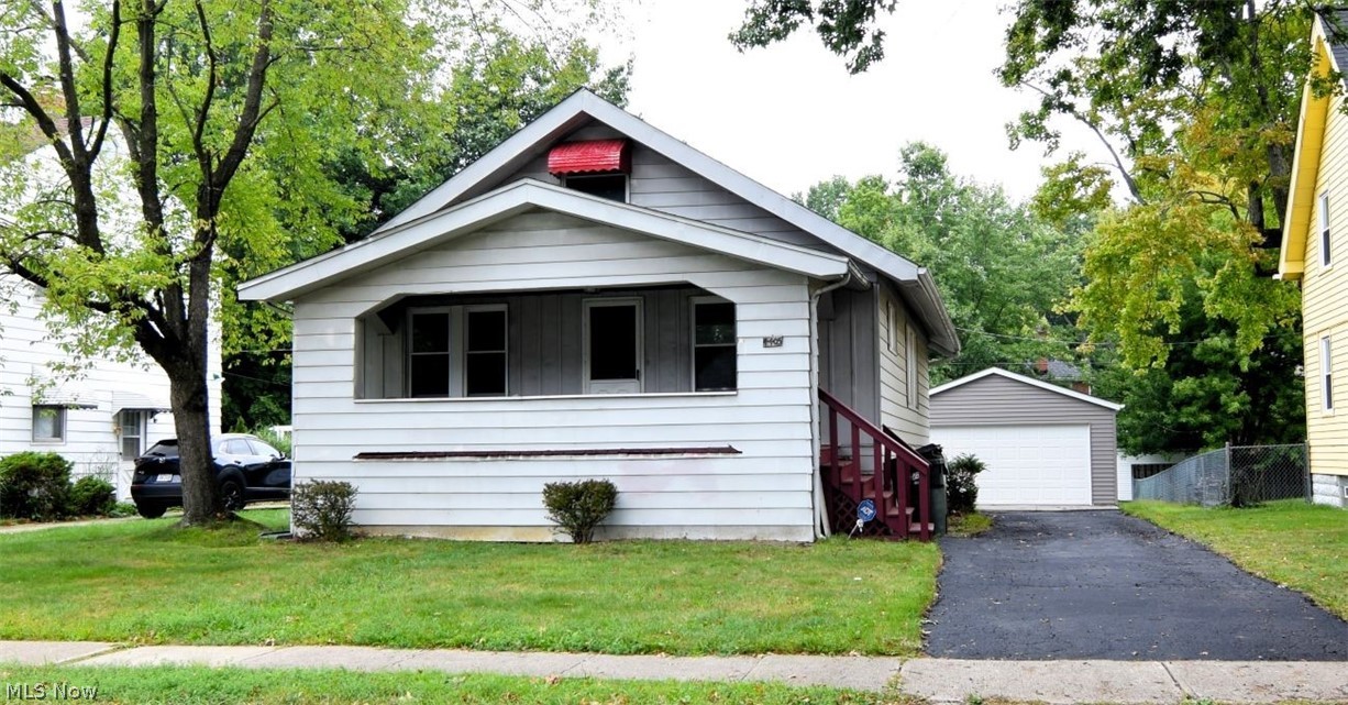 4405 Elmwood Road South Euclid OH 44121