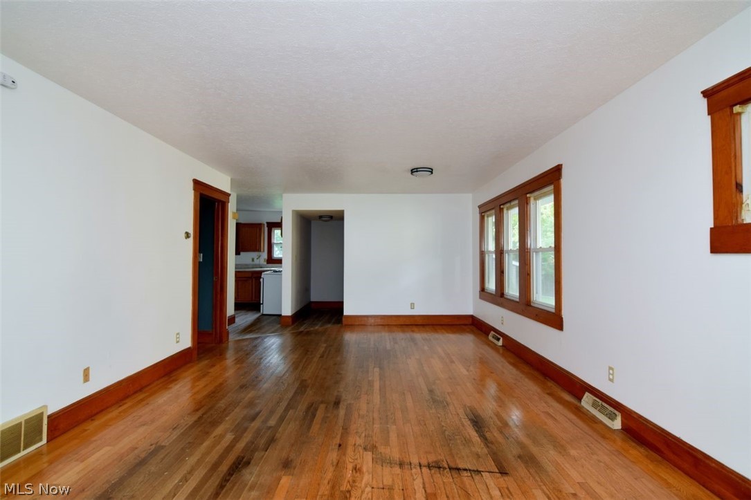 4405 Elmwood Road South Euclid OH 44121