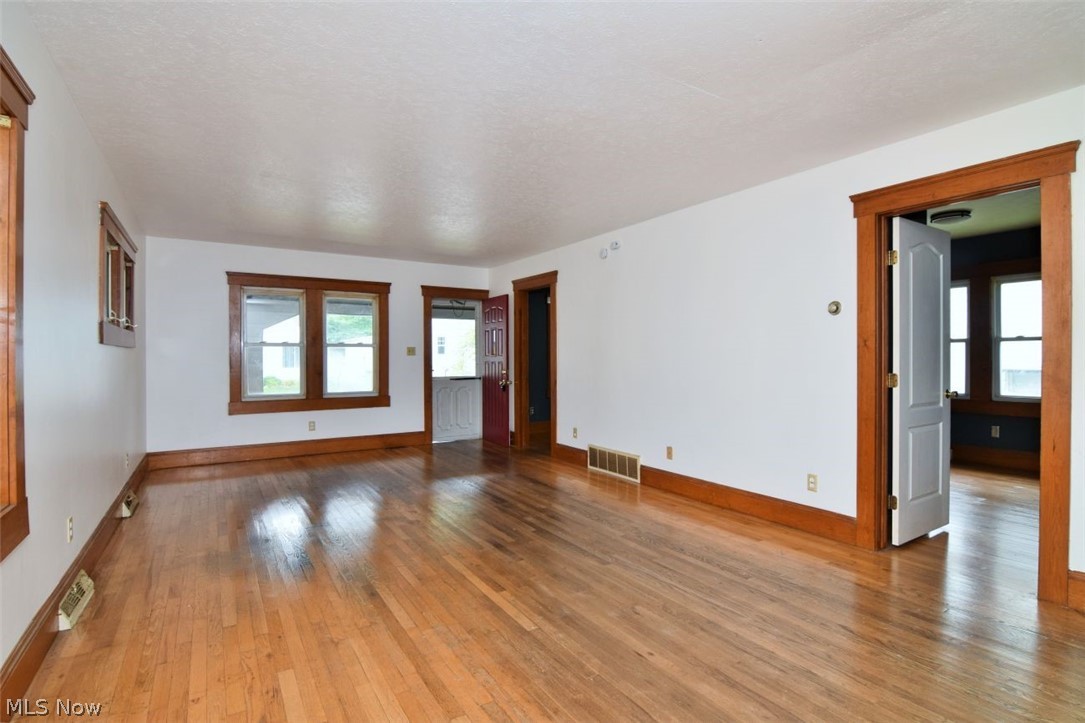 4405 Elmwood Road South Euclid OH 44121