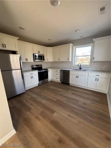 694 Erie Street Grafton OH 44044