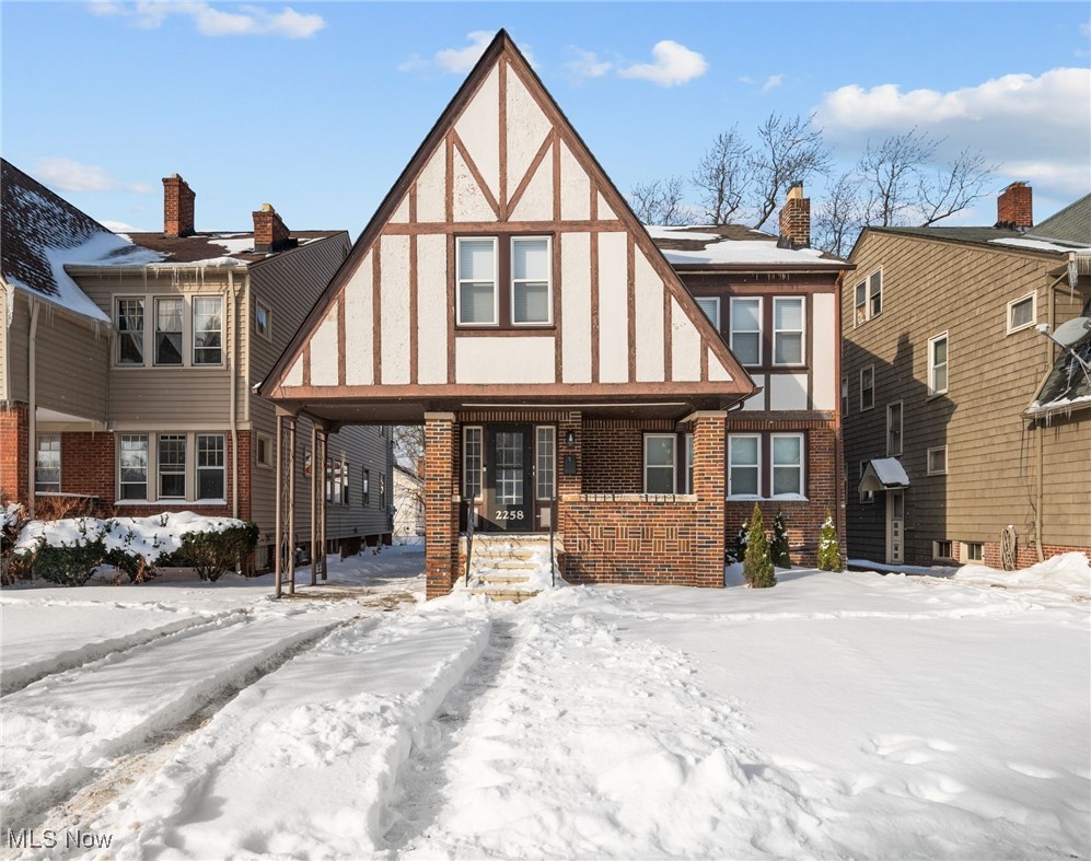 2258 Northland Avenue Lakewood OH 44107