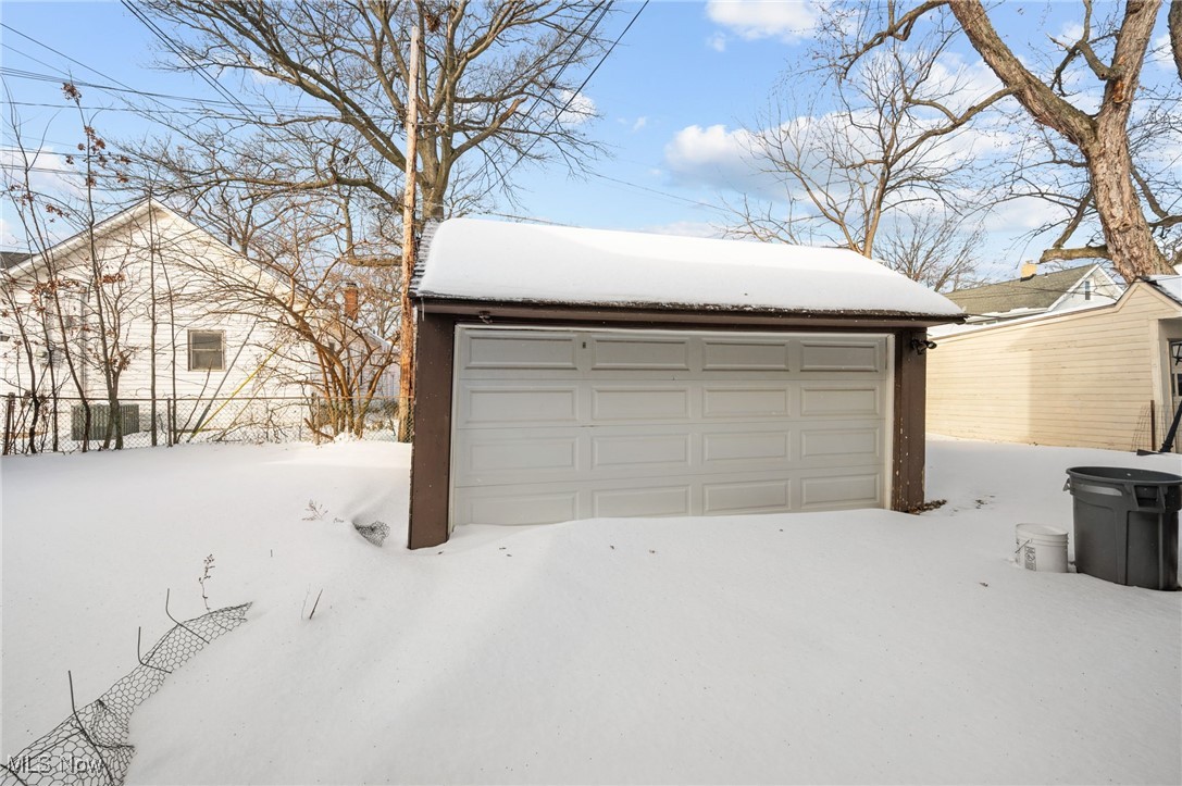 2258 Northland Avenue Lakewood OH 44107