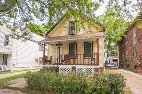 2113 Halstead Avenue Lakewood OH 44107