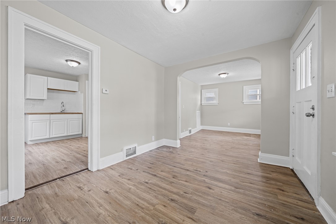 3685 E 149th Street Cleveland OH 44120