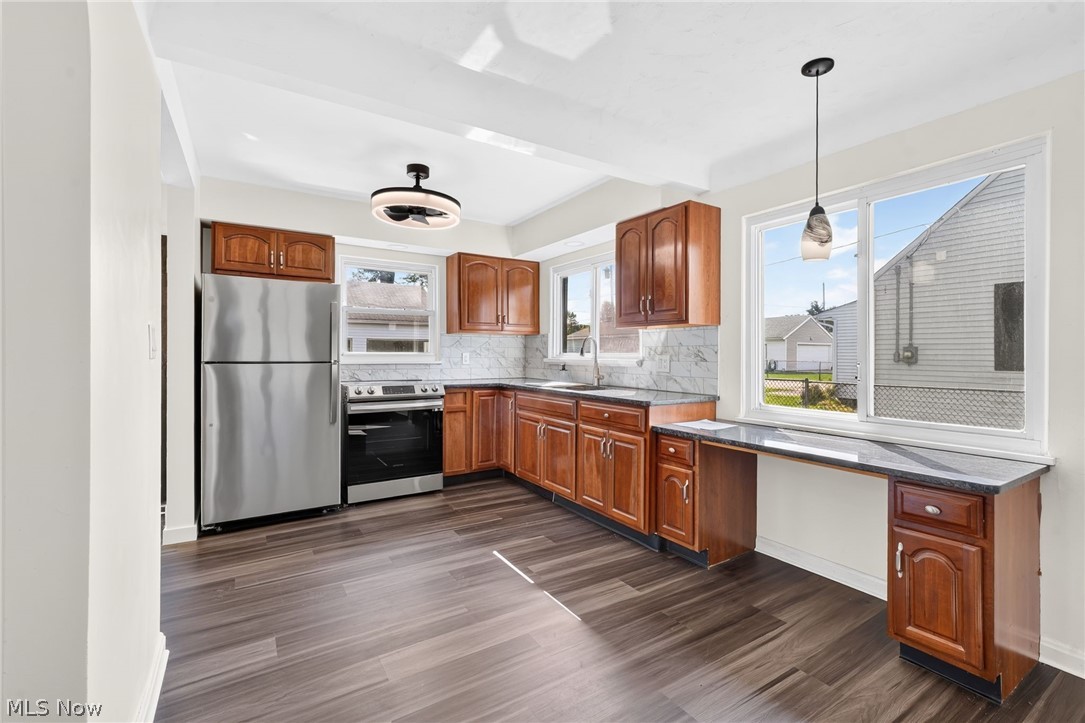 1995 Columbia Road Westlake OH 44145