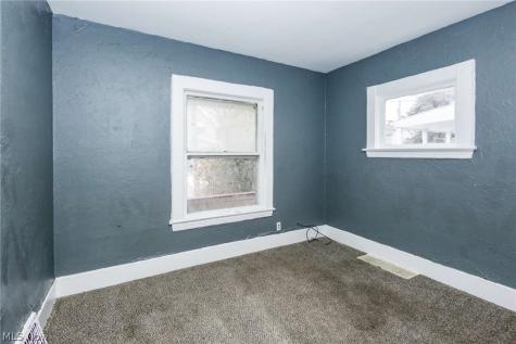 2142 W 105th Street Cleveland OH 44102