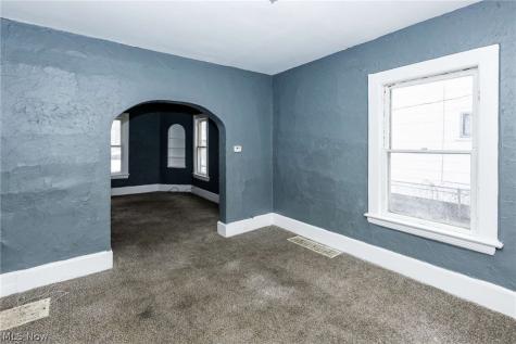 2142 W 105th Street Cleveland OH 44102