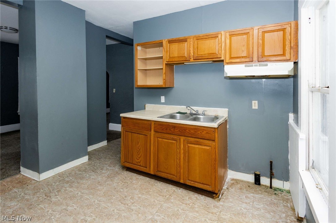 2142 W 105th Street Cleveland OH 44102