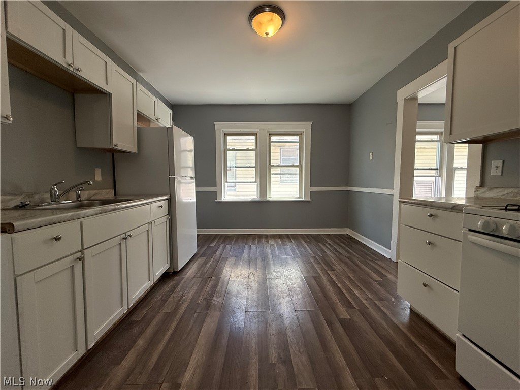3327 W 88th Street Cleveland OH 44102