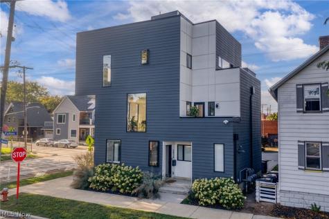3416 Monroe Avenue Cleveland OH 44113