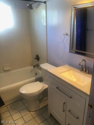 3484 Tuttle Avenue Cleveland OH 44111