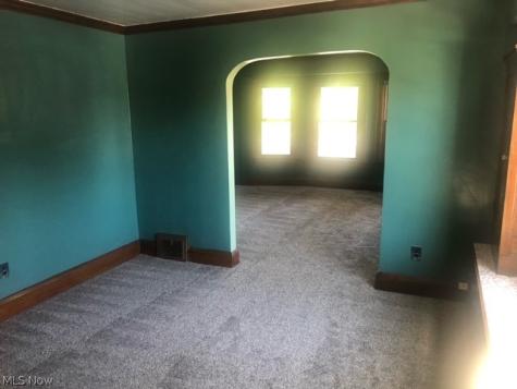 3484 Tuttle Avenue Cleveland OH 44111