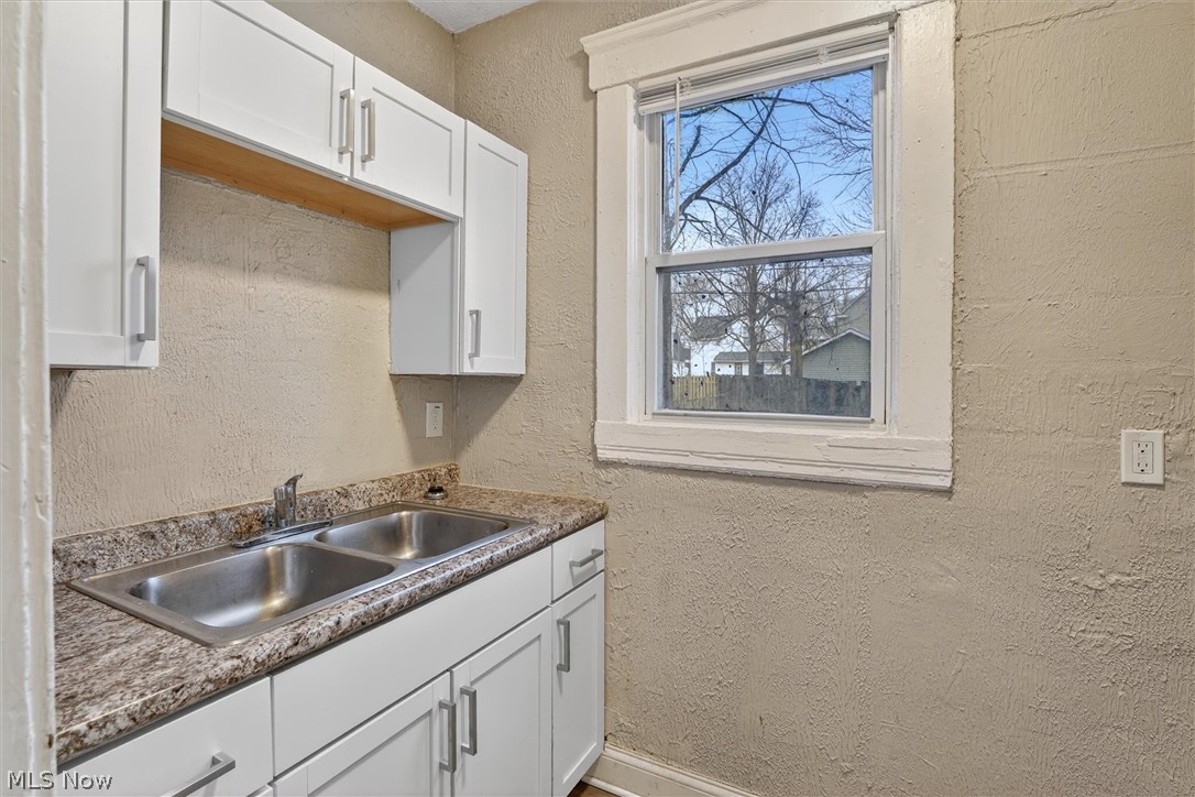 11404 Orville Avenue Cleveland OH 44106