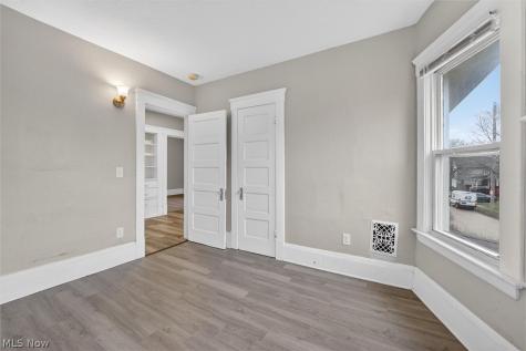 11404 Orville Avenue Cleveland OH 44106