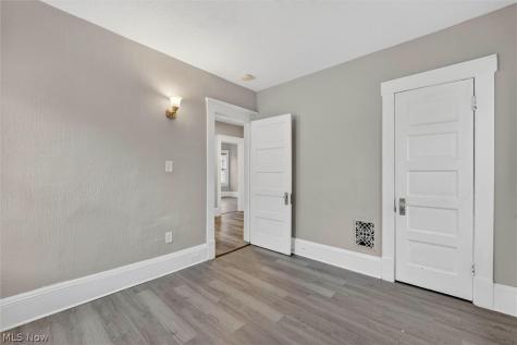 11404 Orville Avenue Cleveland OH 44106