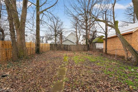 11404 Orville Avenue Cleveland OH 44106