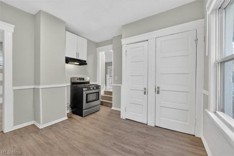 11404 Orville Avenue Cleveland OH 44106