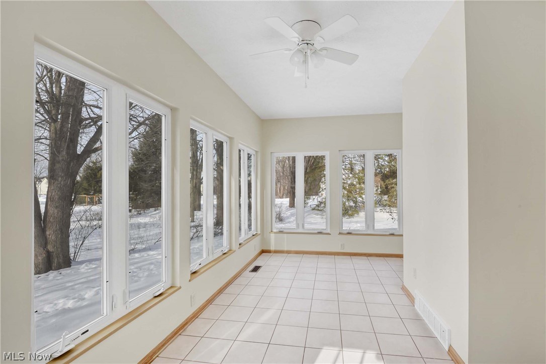 578 Brennans Court Avon Lake OH 44012
