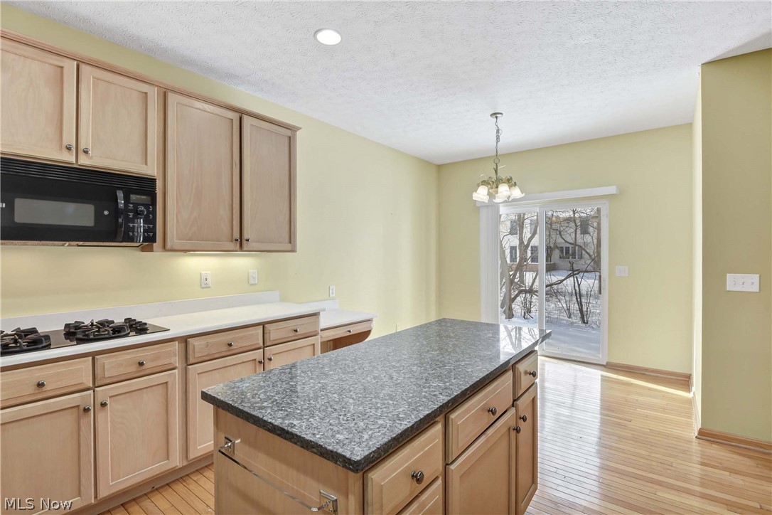 578 Brennans Court Avon Lake OH 44012