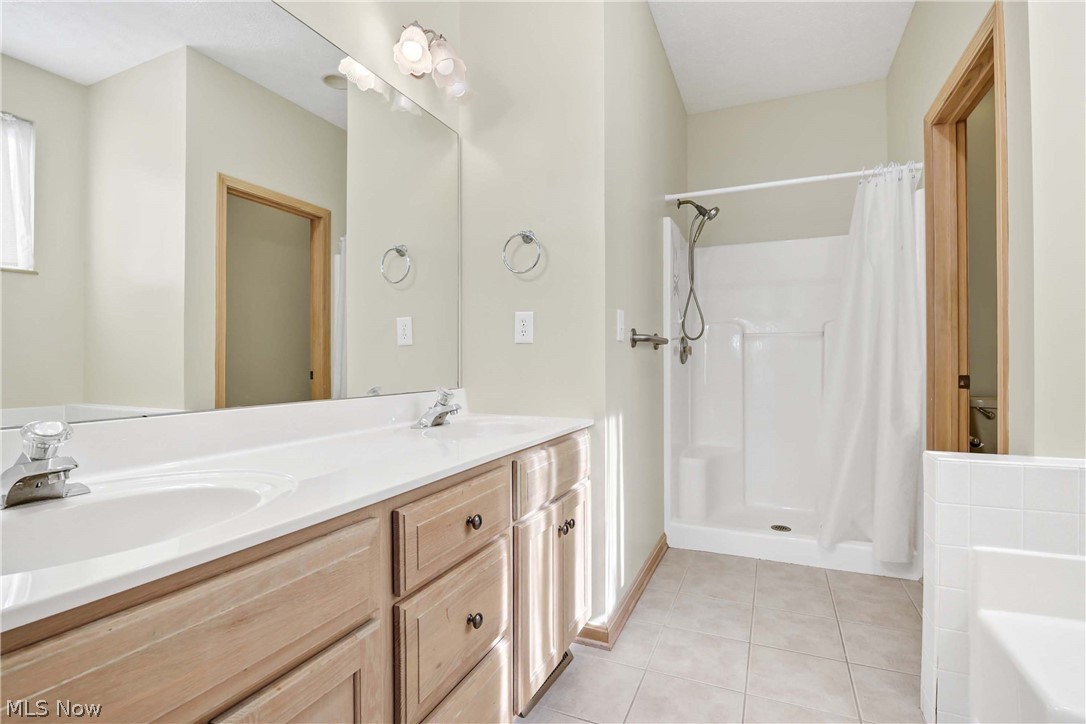 578 Brennans Court Avon Lake OH 44012