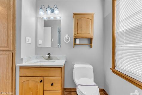 5876 Wickfield Drive Parma Heights OH 44130