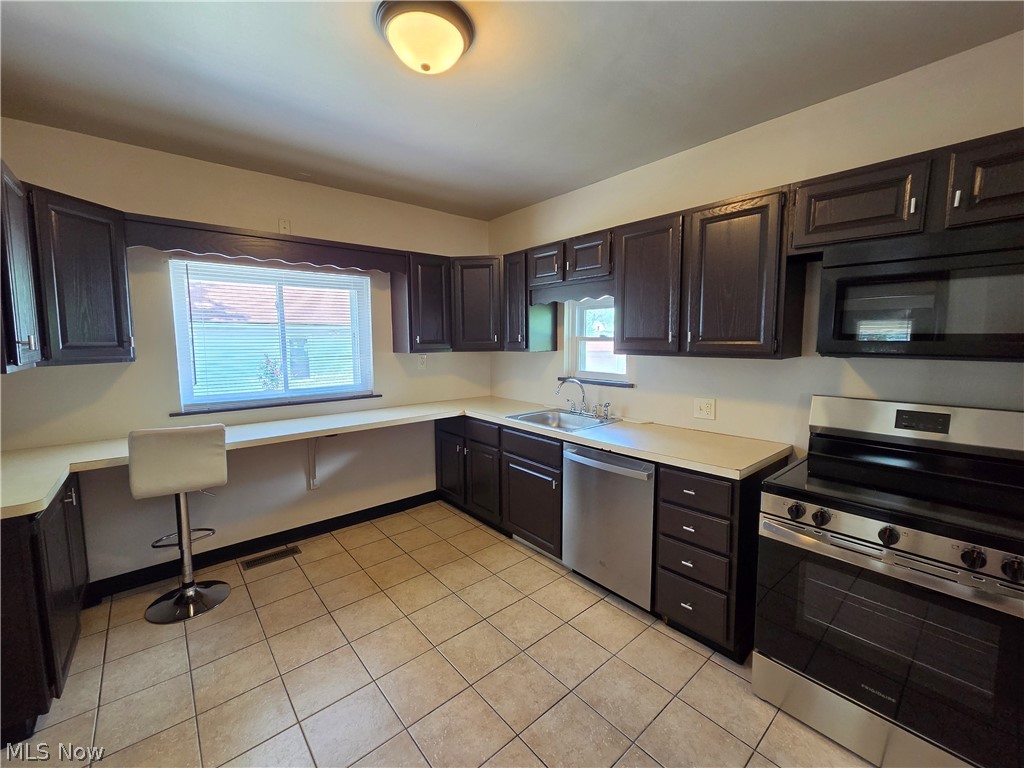 5223 Paine Avenue Maple Heights OH 44137