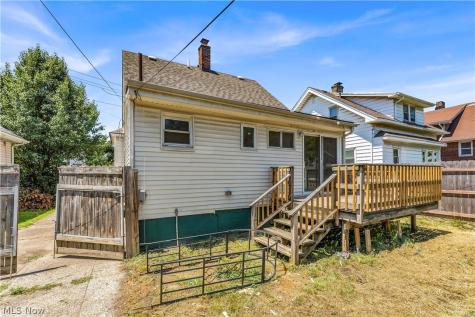1227 E 170th Street Cleveland OH 44110