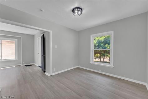 1227 E 170th Street Cleveland OH 44110