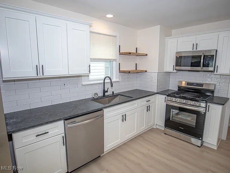 3219 W 86th Street Cleveland OH 44102