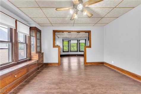 14614 Glendale Avenue Cleveland OH 44128