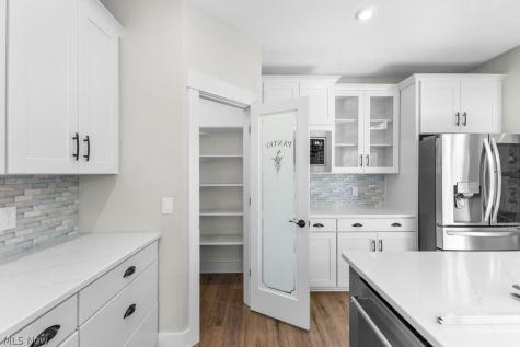 2818 Weeping Pine Drive Medina OH 44256